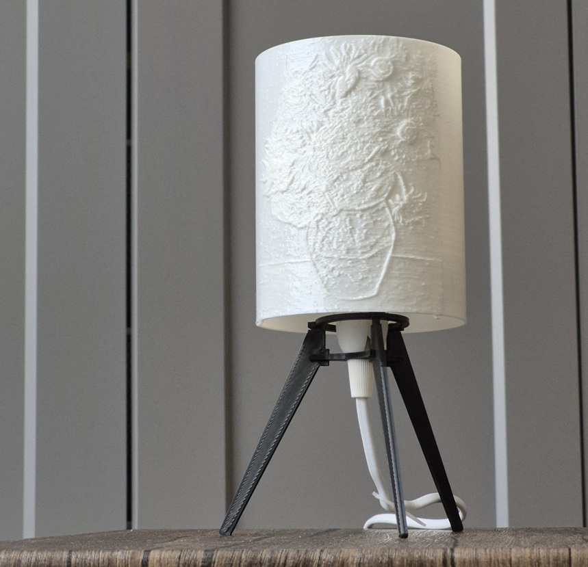 Ručně vyráběná stolní lampa lithophane Serah vlastní fotografie